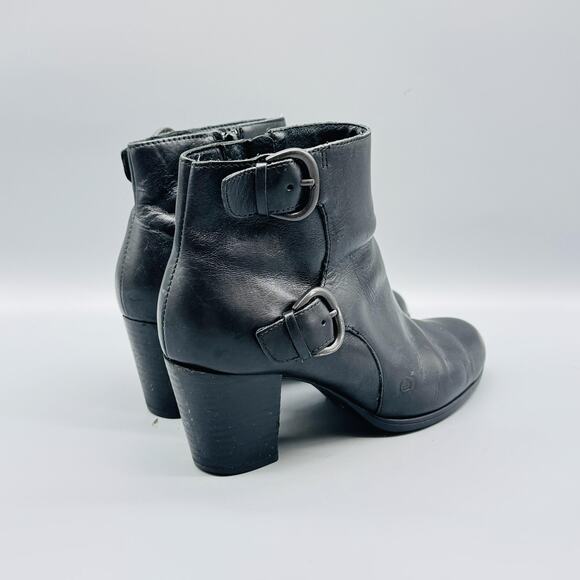 Born Boots Women 7.5 Black Leather Ankle Bootie Buckle Strap Block Heel Side Zip - Picture 8 of 12